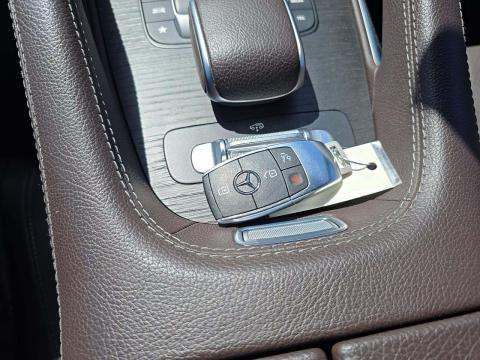 MERCEDES-BENZ GLS - 8