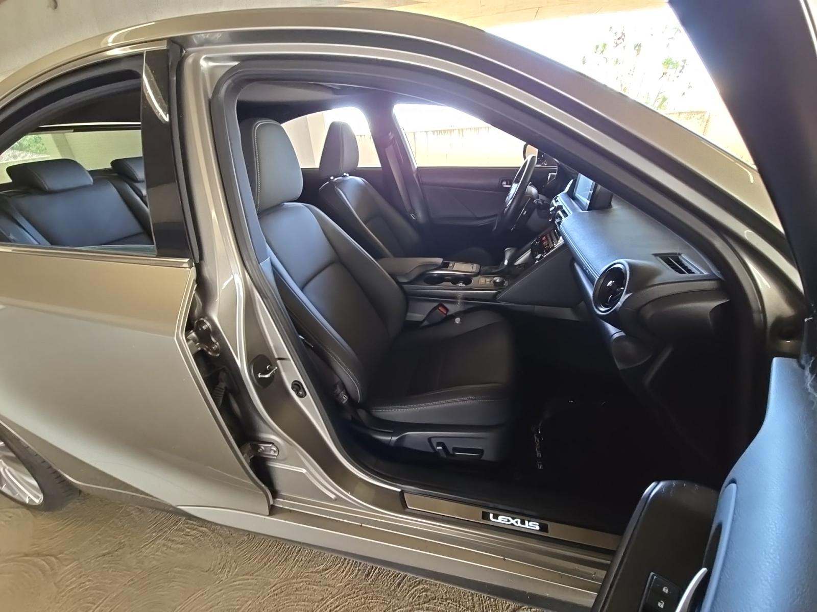 2023 Lexus IS IS 300 RWD