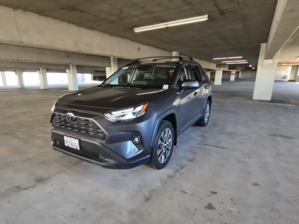 2023 Toyota RAV4 XLE Premium FWD