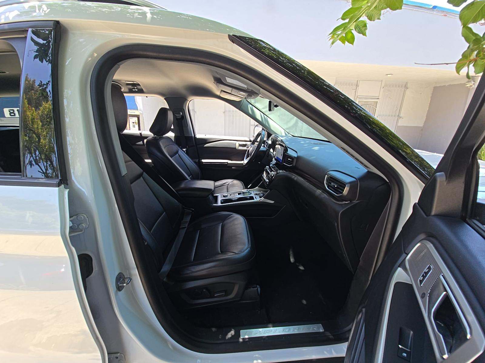 2023 Ford Explorer Limited AWD