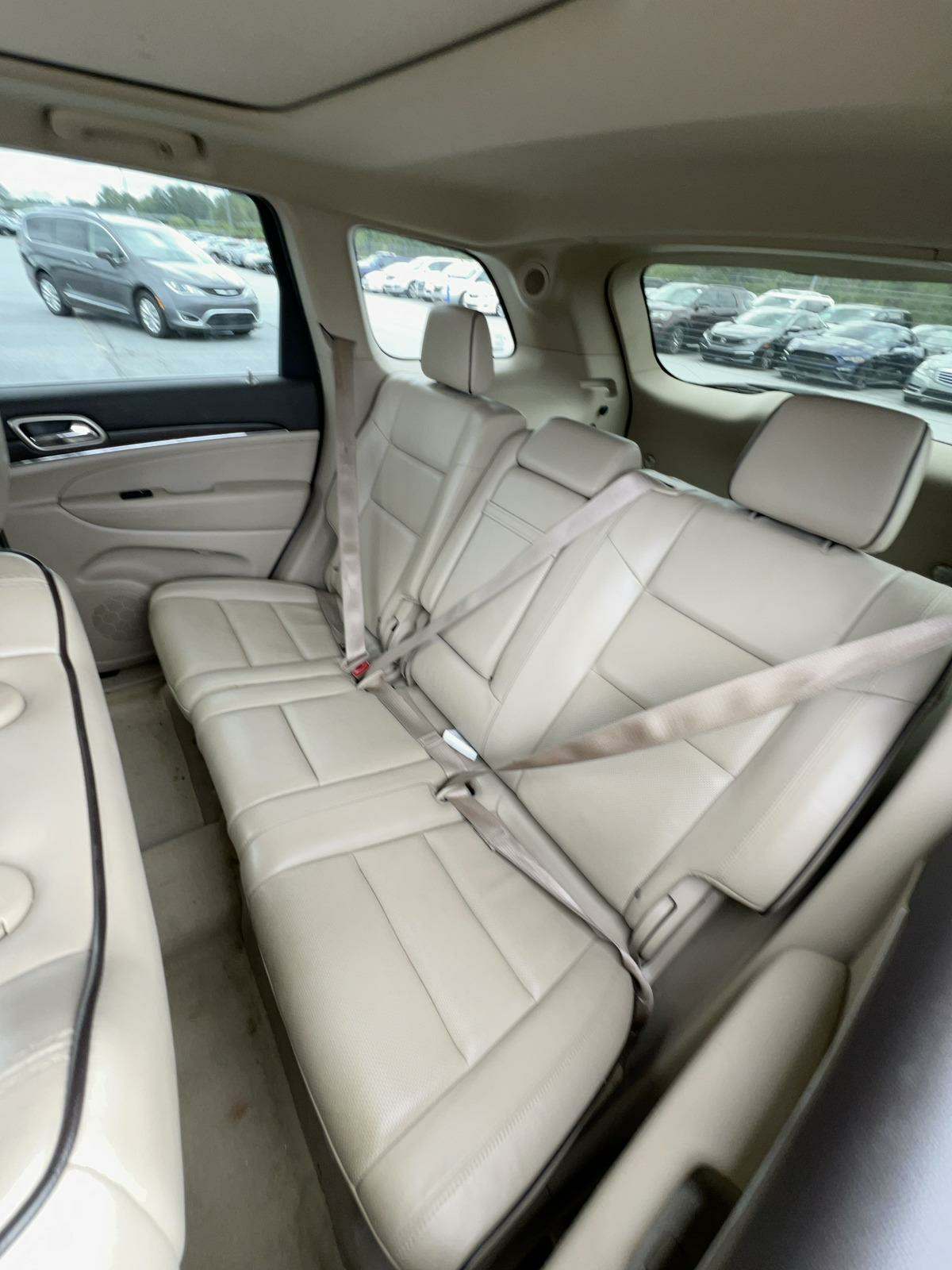 2014 Jeep Grand Cherokee Overland RWD