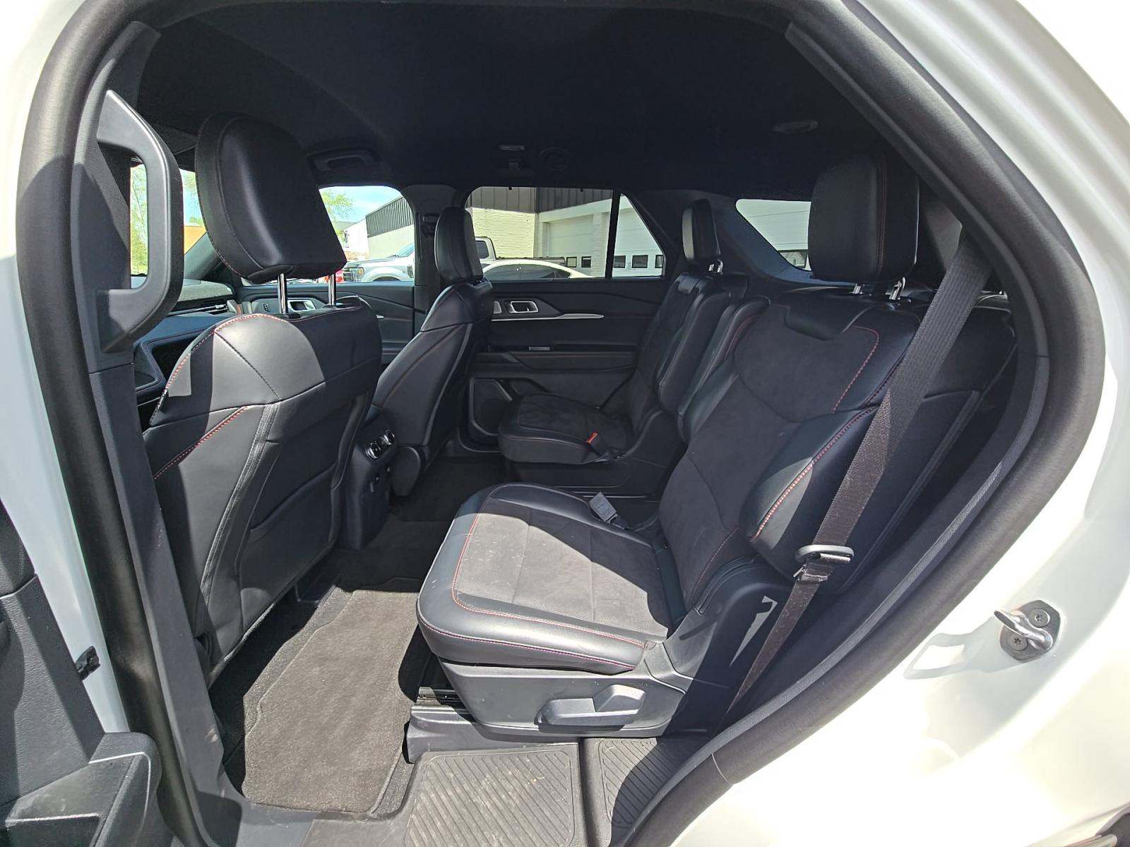 FORD EXPLORER - 9