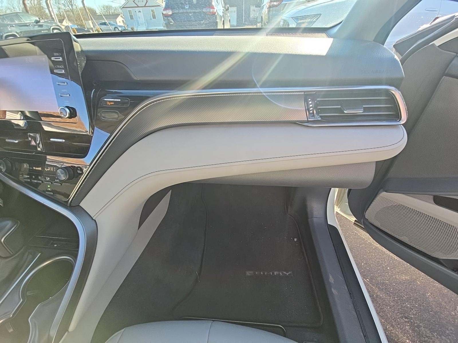 2022 Toyota Camry SE AWD