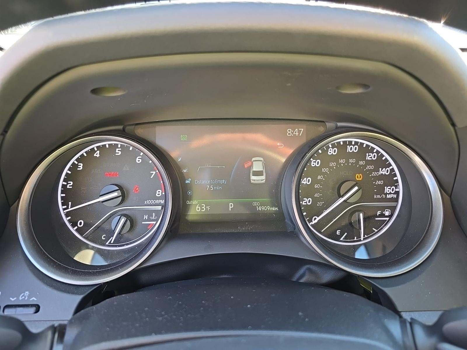 2022 Toyota Camry SE AWD