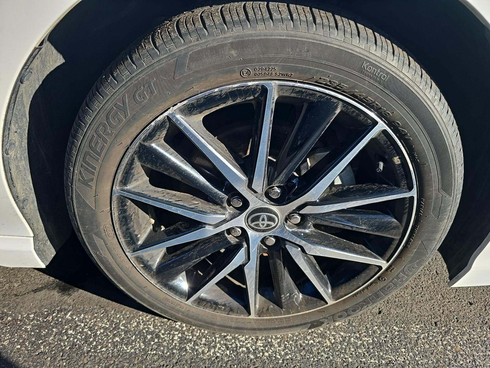 2022 Toyota Camry SE AWD