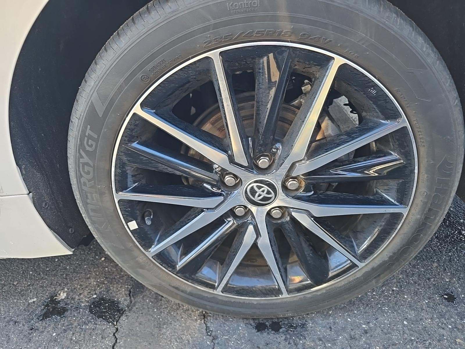 2022 Toyota Camry SE AWD