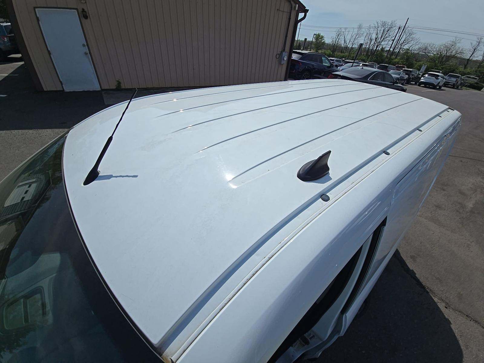 FORD TRANSIT CONNECT - 8