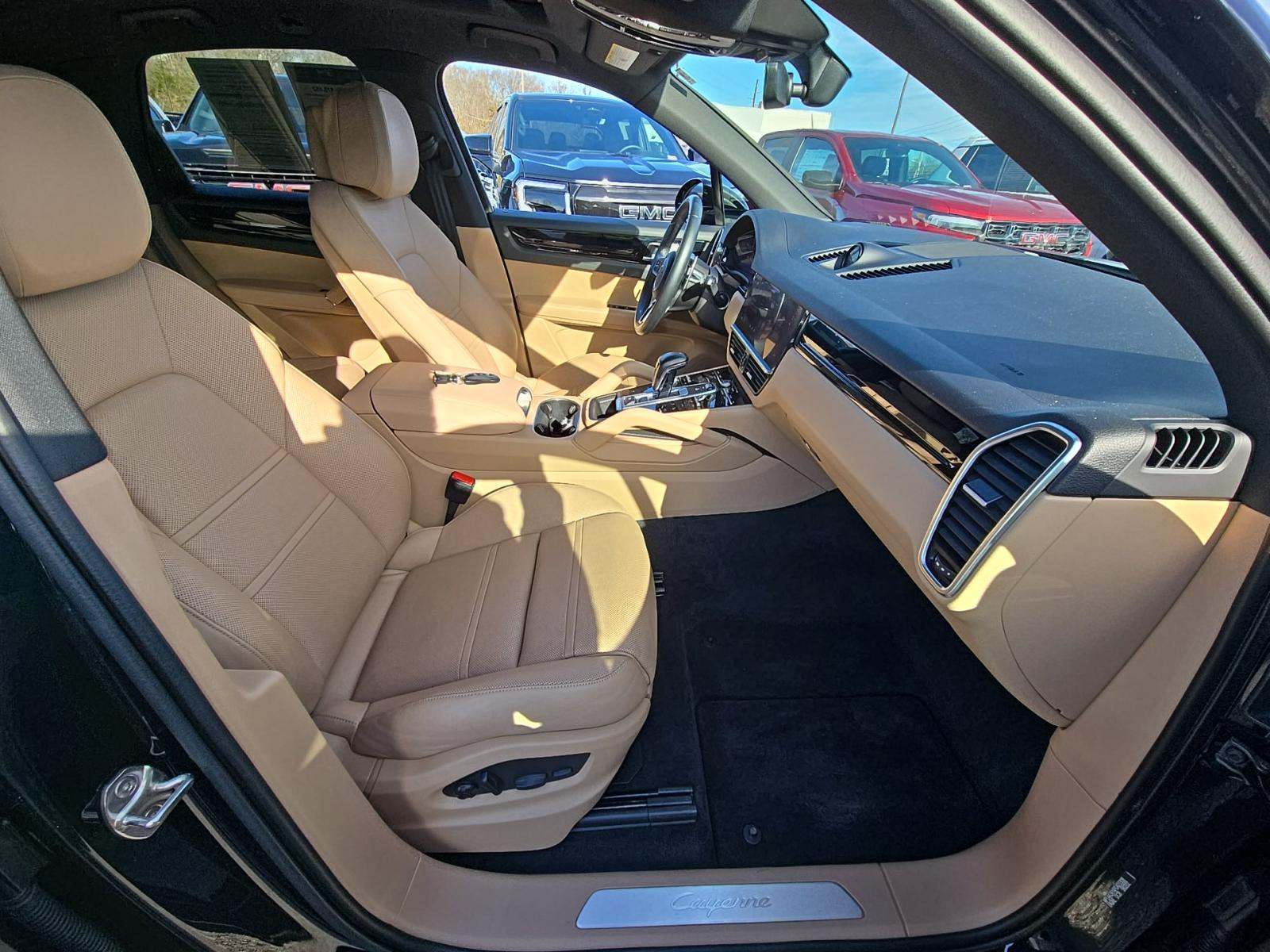 2023 Porsche Cayenne Base AWD