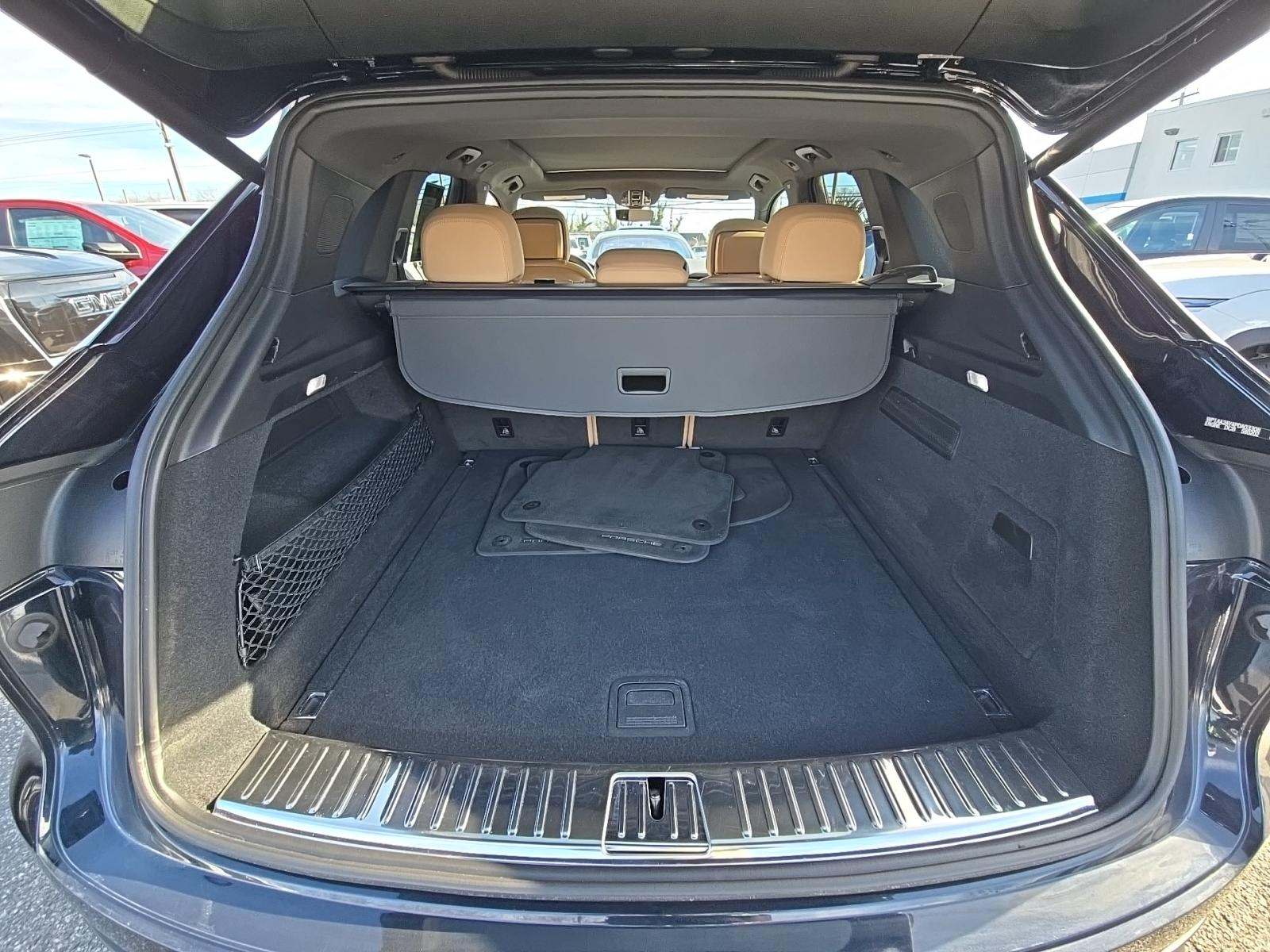 2023 Porsche Cayenne Base AWD