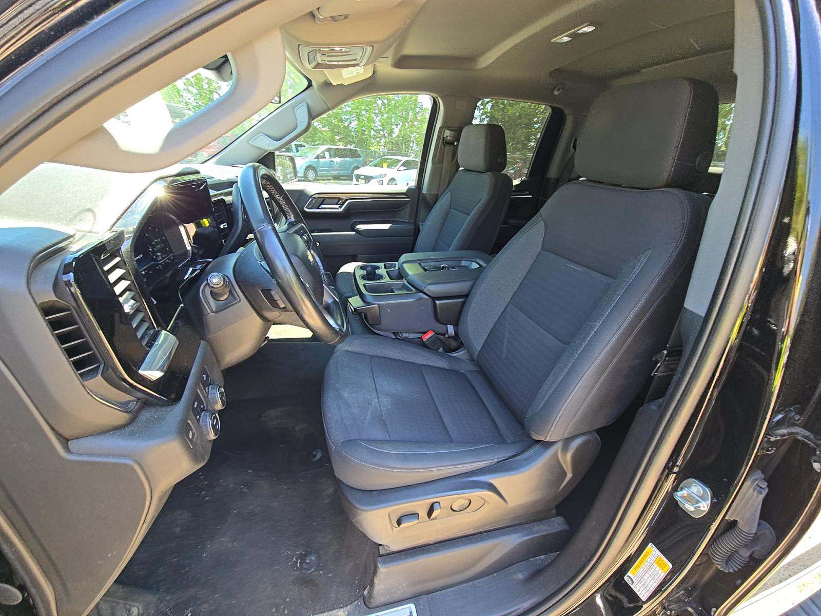 2023 Chevrolet Silverado 1500 LT AWD