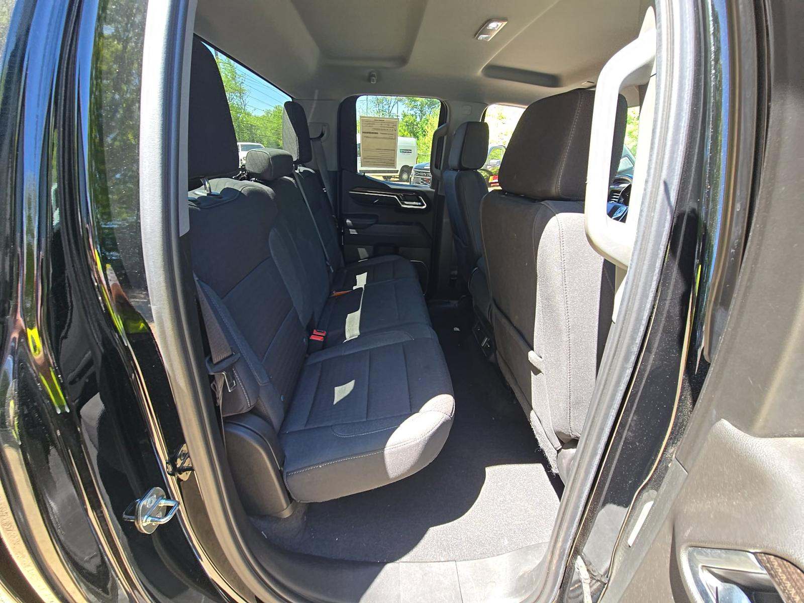 2023 Chevrolet Silverado 1500 LT AWD