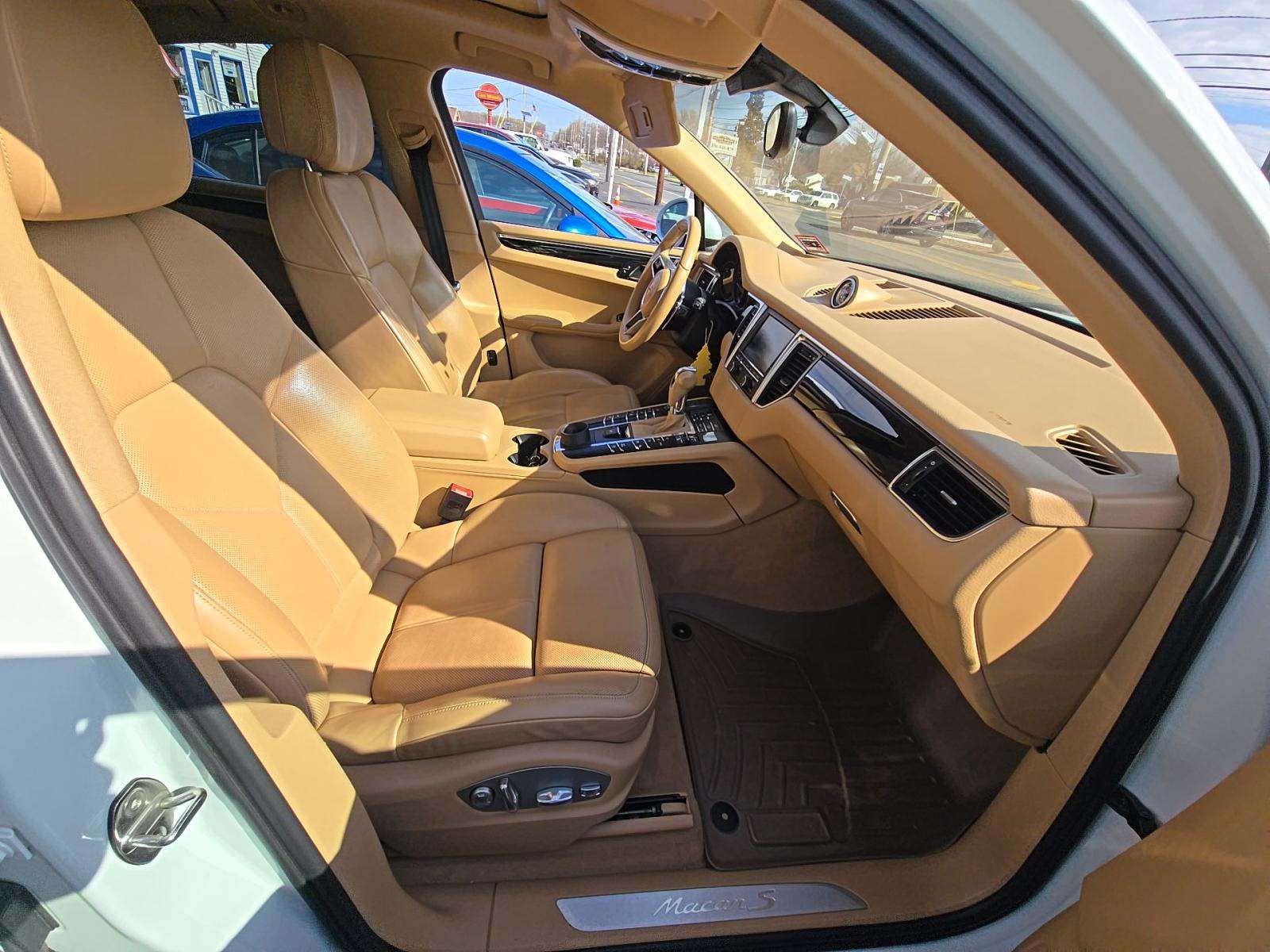 2015 Porsche Macan S AWD
