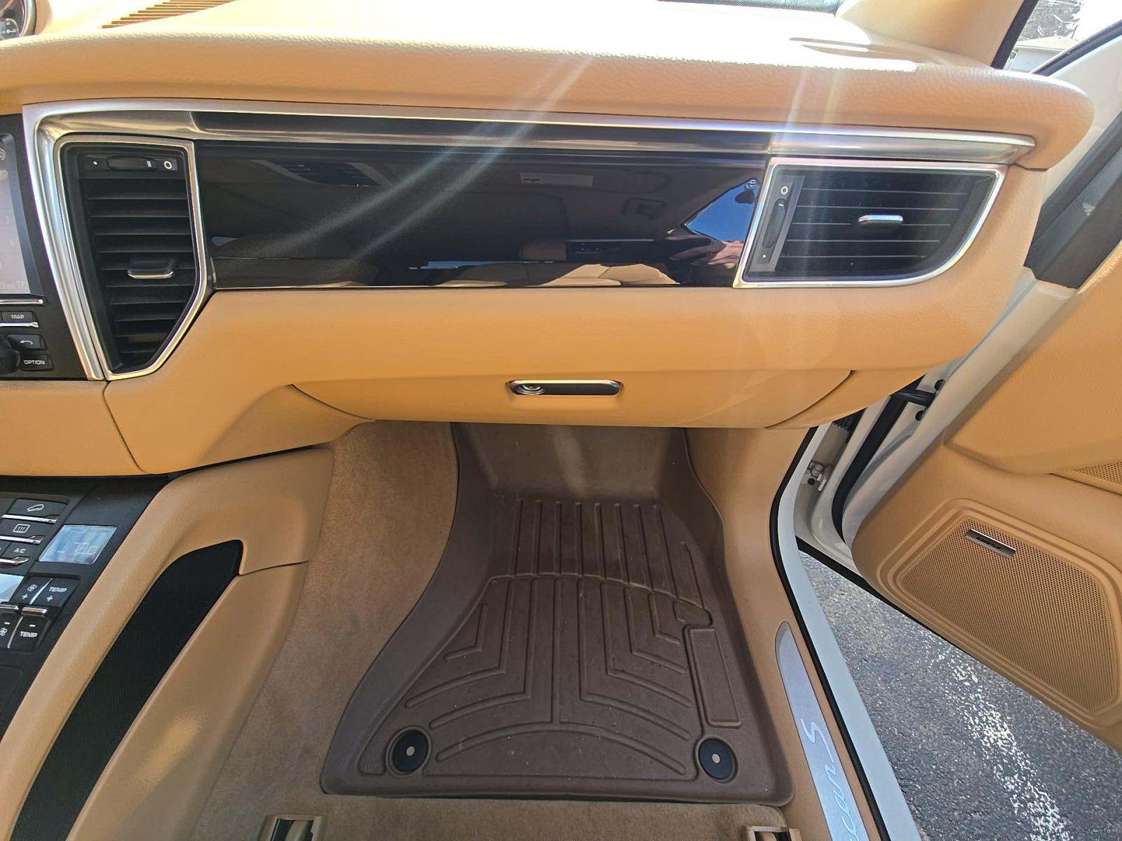 2015 Porsche Macan S AWD