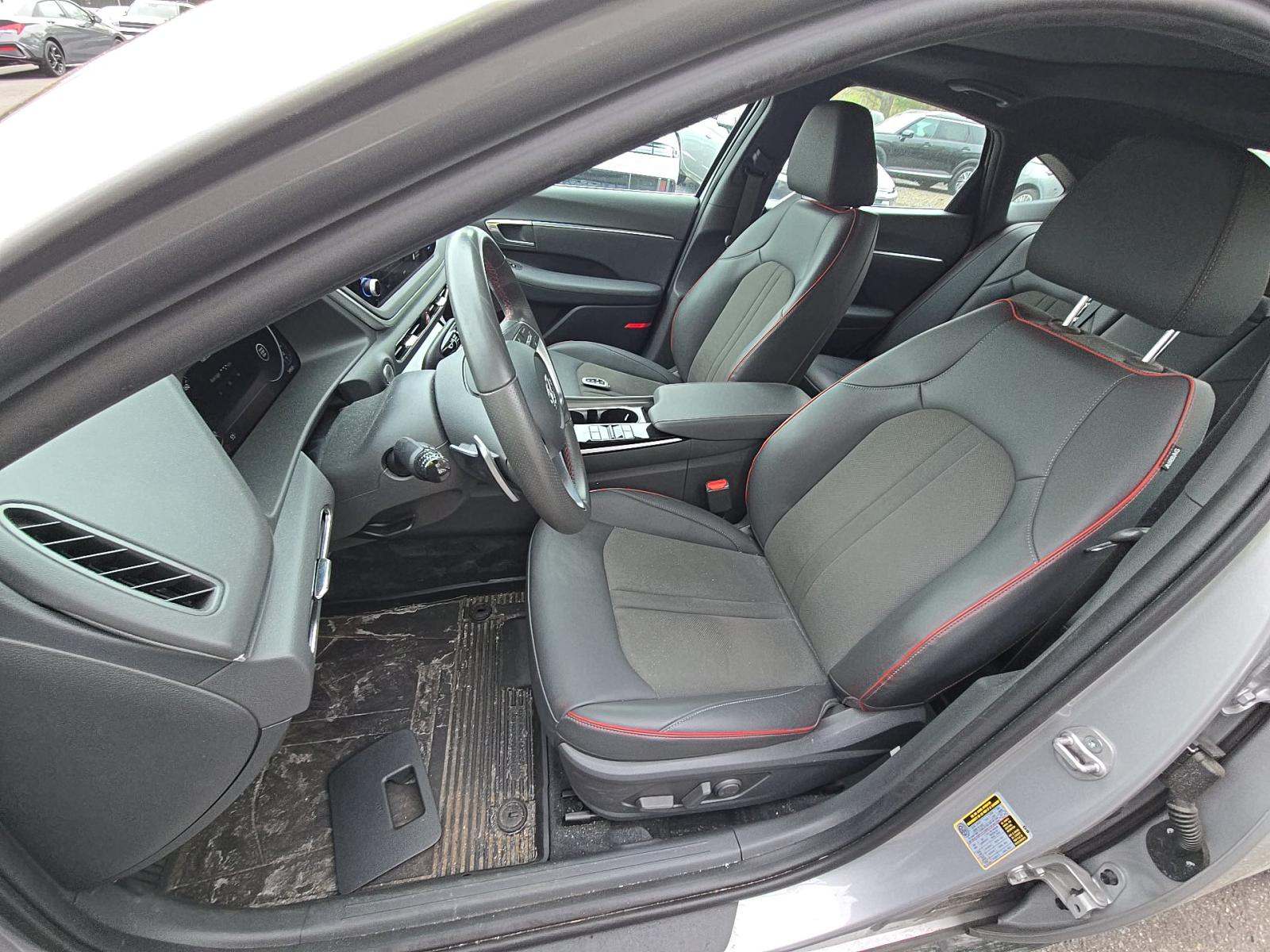 HYUNDAI SEL PLUS - 2