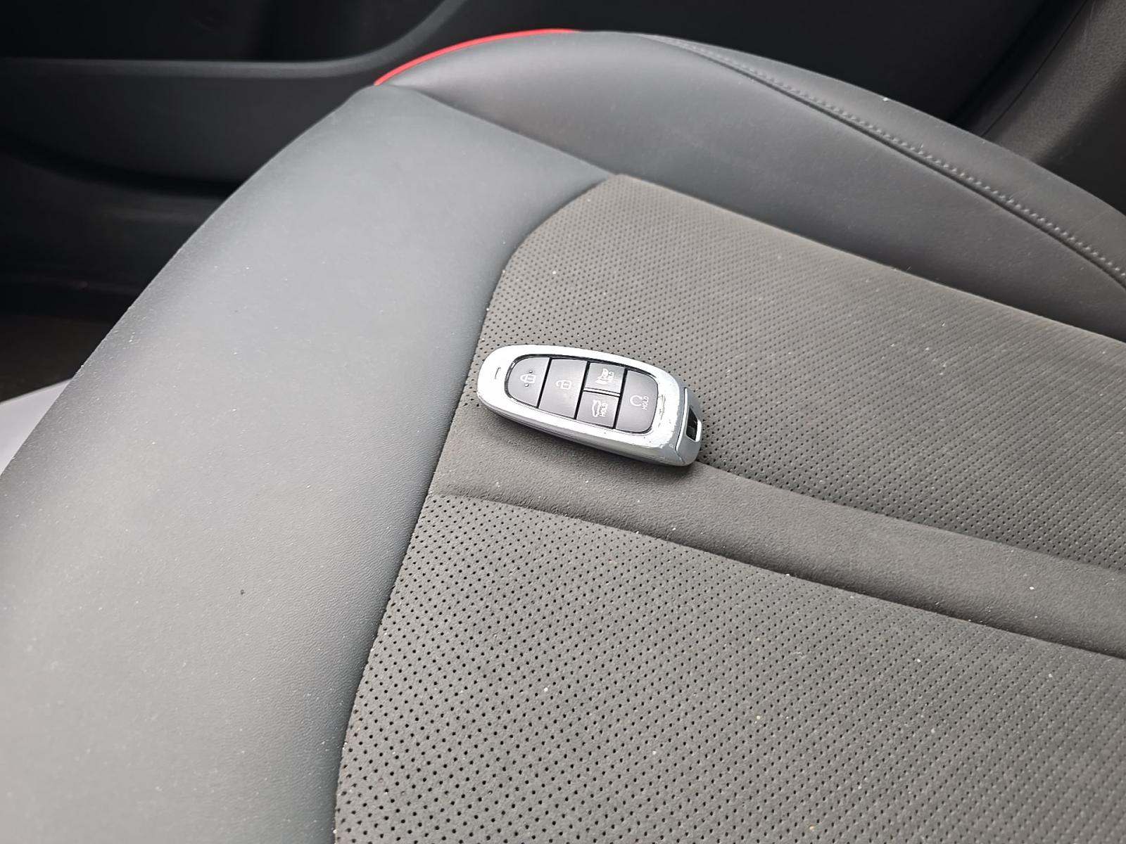 HYUNDAI SEL PLUS - 4