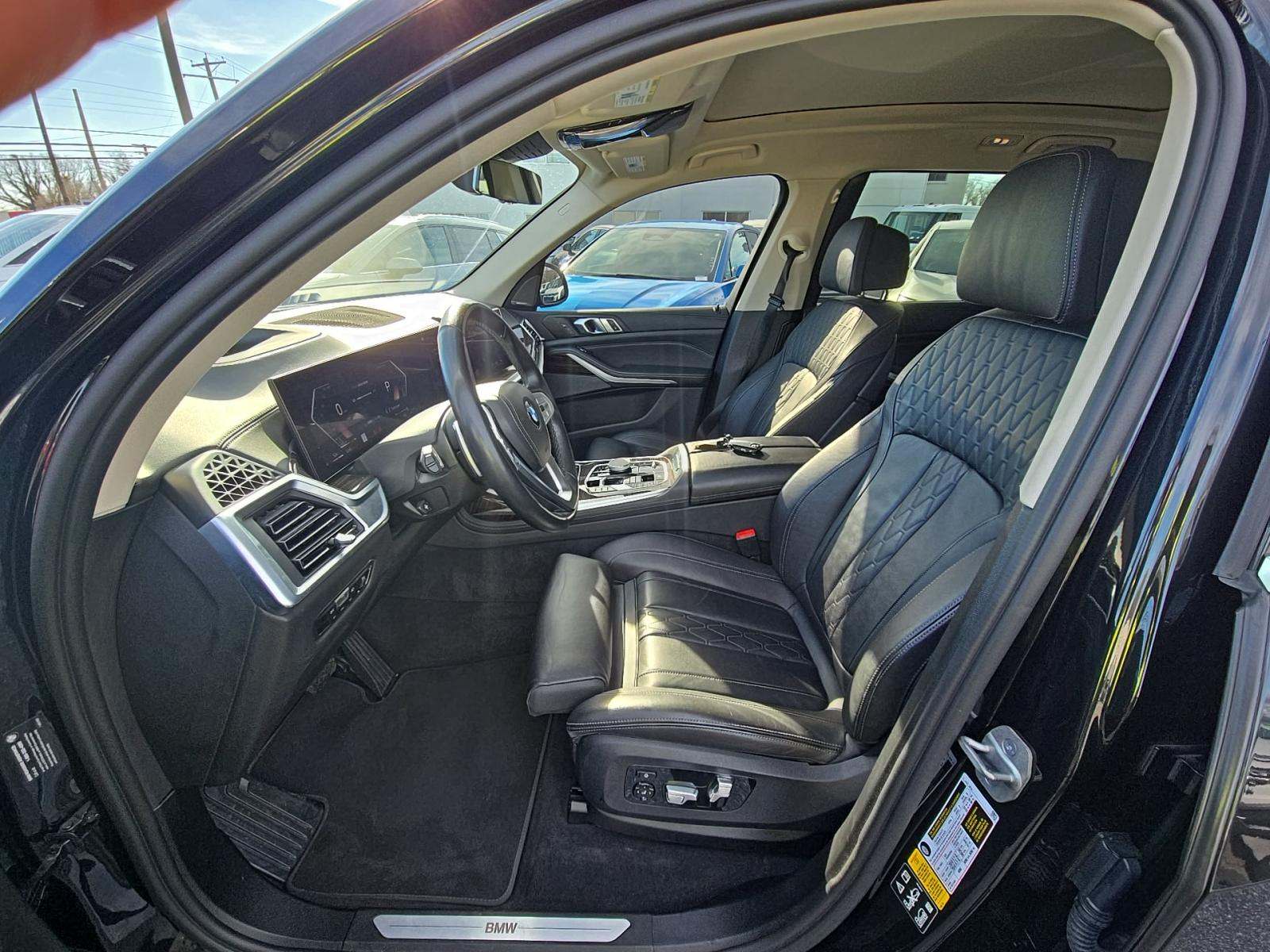 2023 BMW X7 xDrive40i AWD