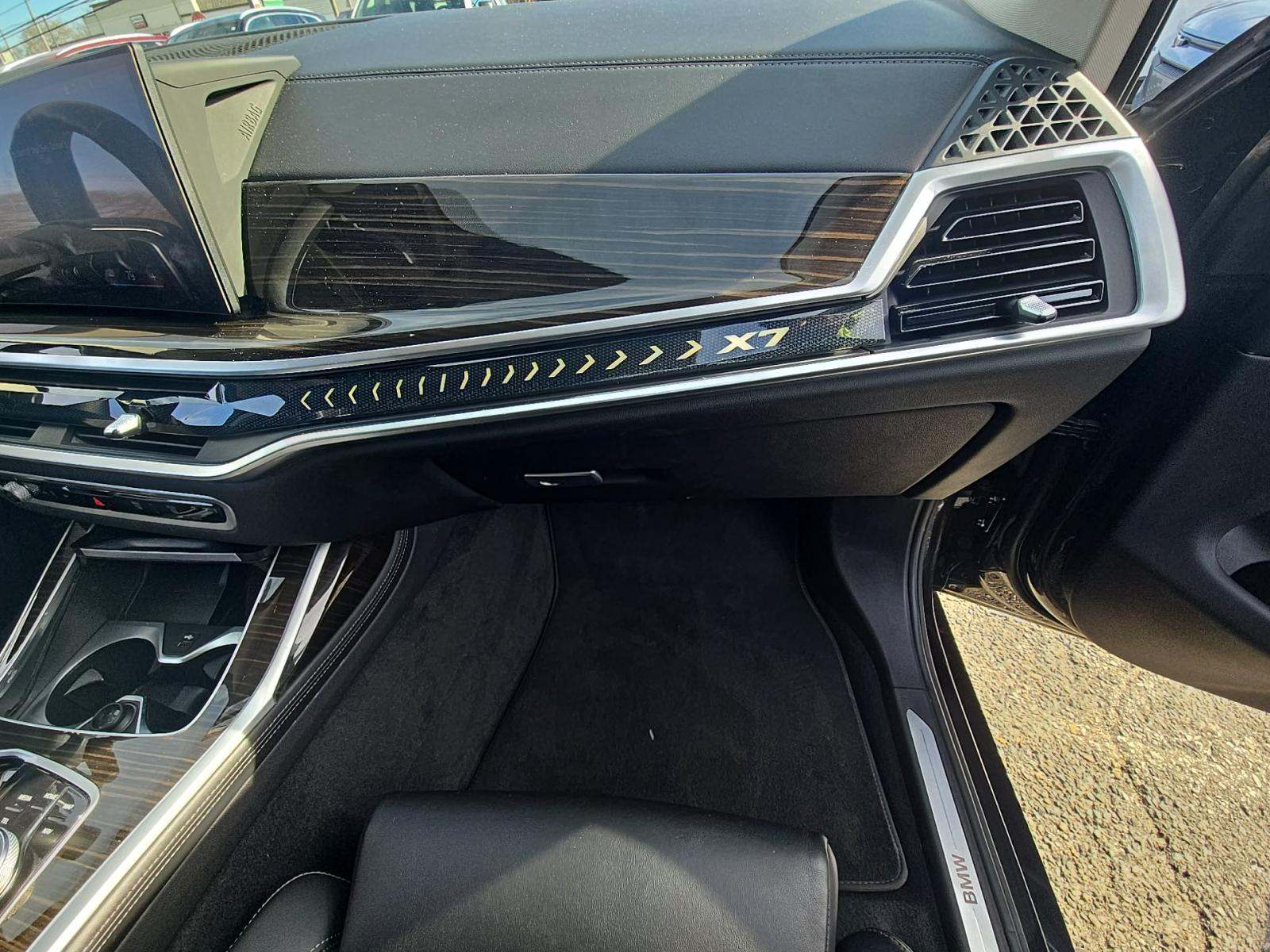 2023 BMW X7 xDrive40i AWD