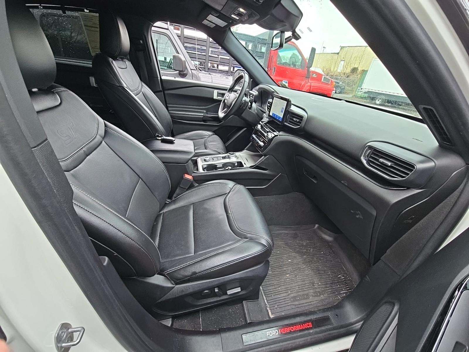 2022 Ford Explorer ST AWD