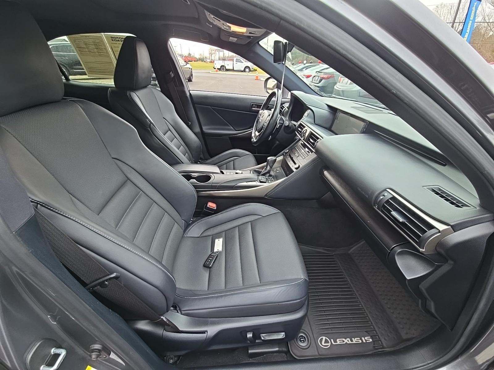 2019 Lexus IS IS 300 F SPORT AWD