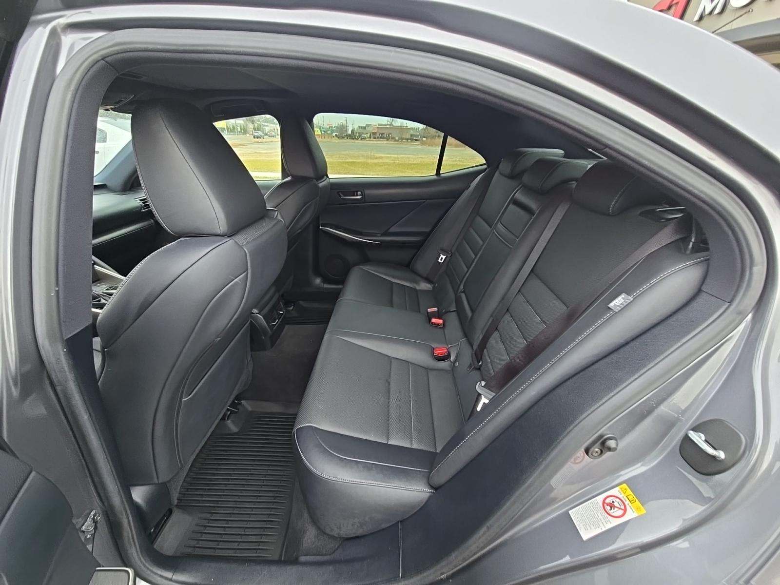 2019 Lexus IS IS 300 F SPORT AWD