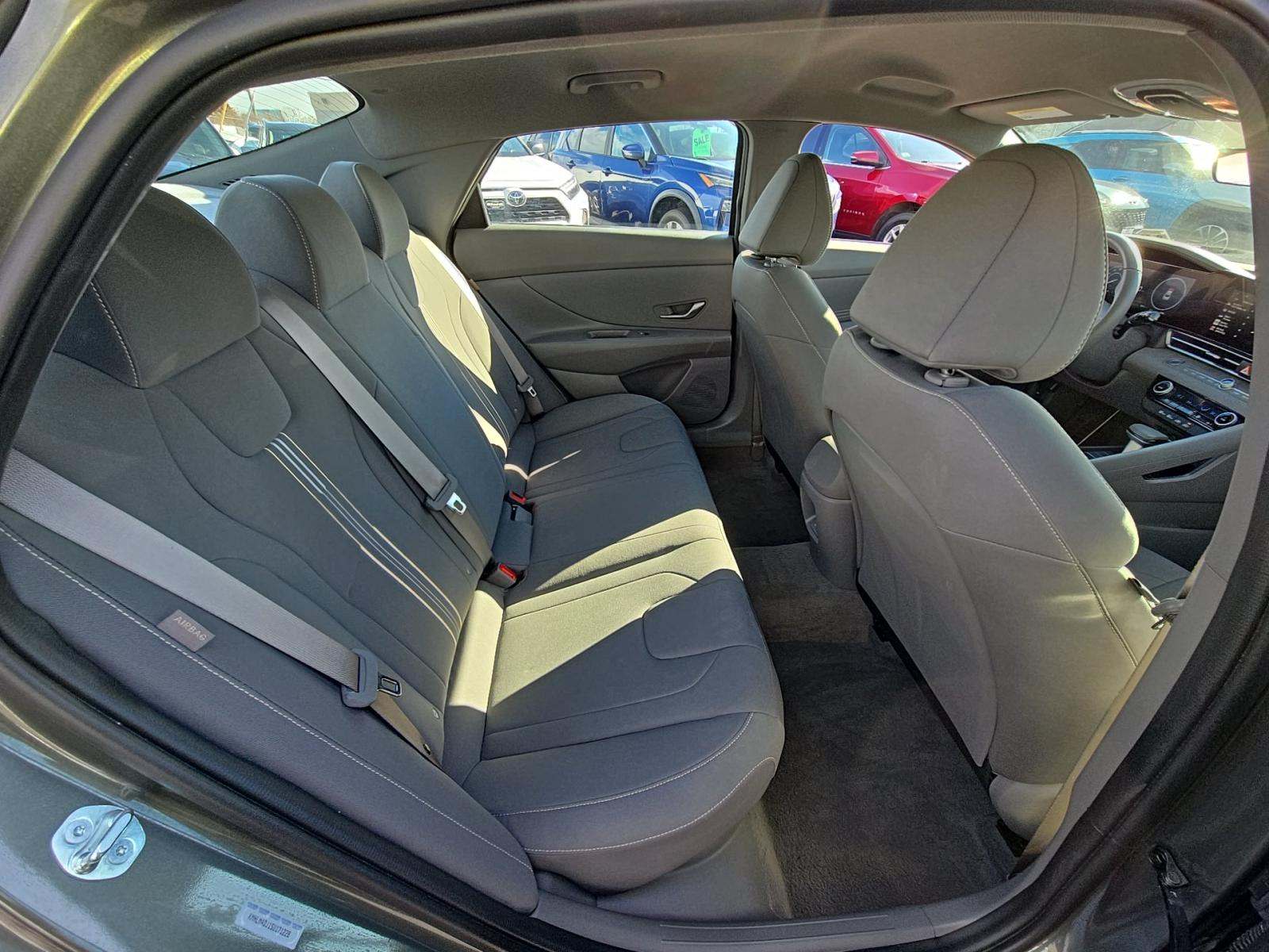 2025 Hyundai Elantra Hybrid SEL Sport FWD