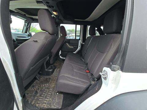 JEEP UNLIMITED SPORT - 9