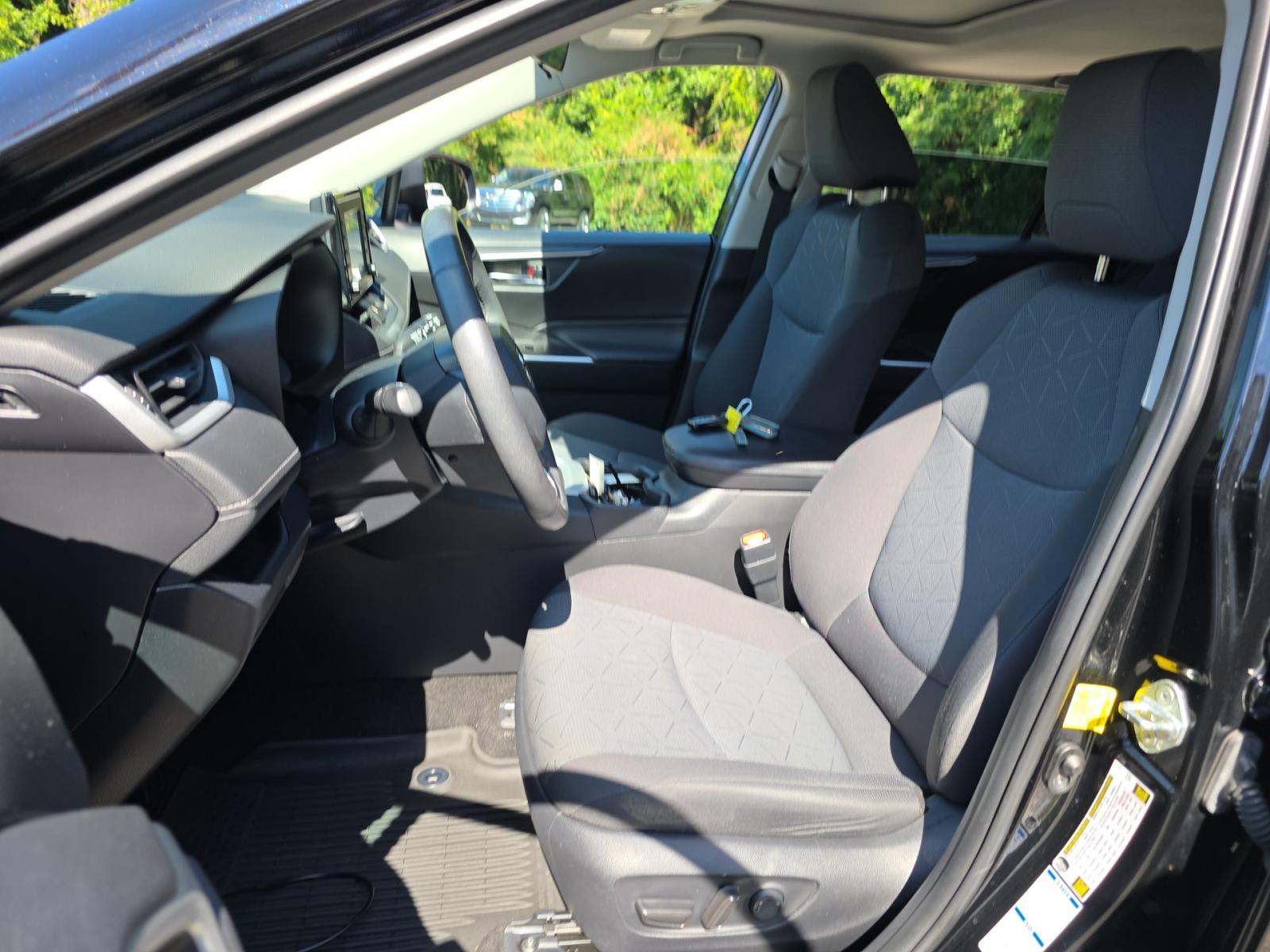 2020 Toyota RAV4 XLE AWD