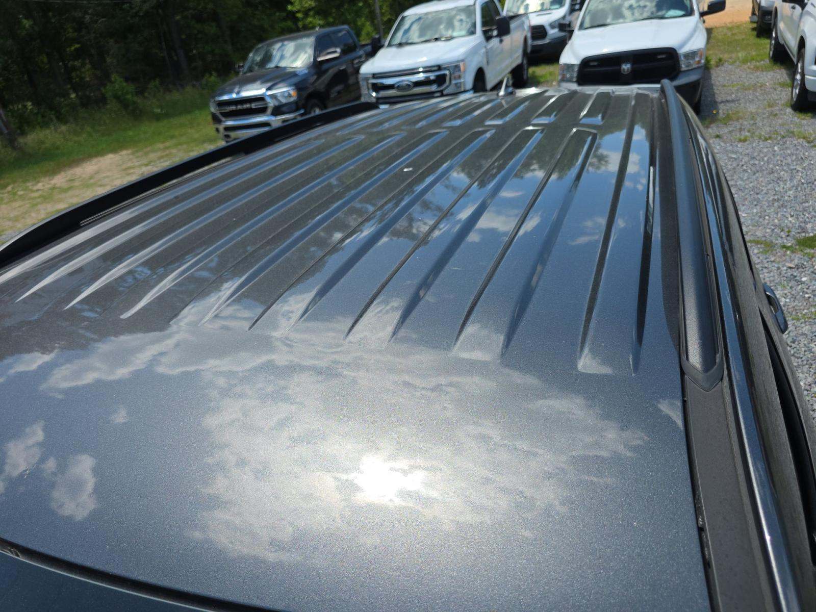 FORD EXPLORER - 8