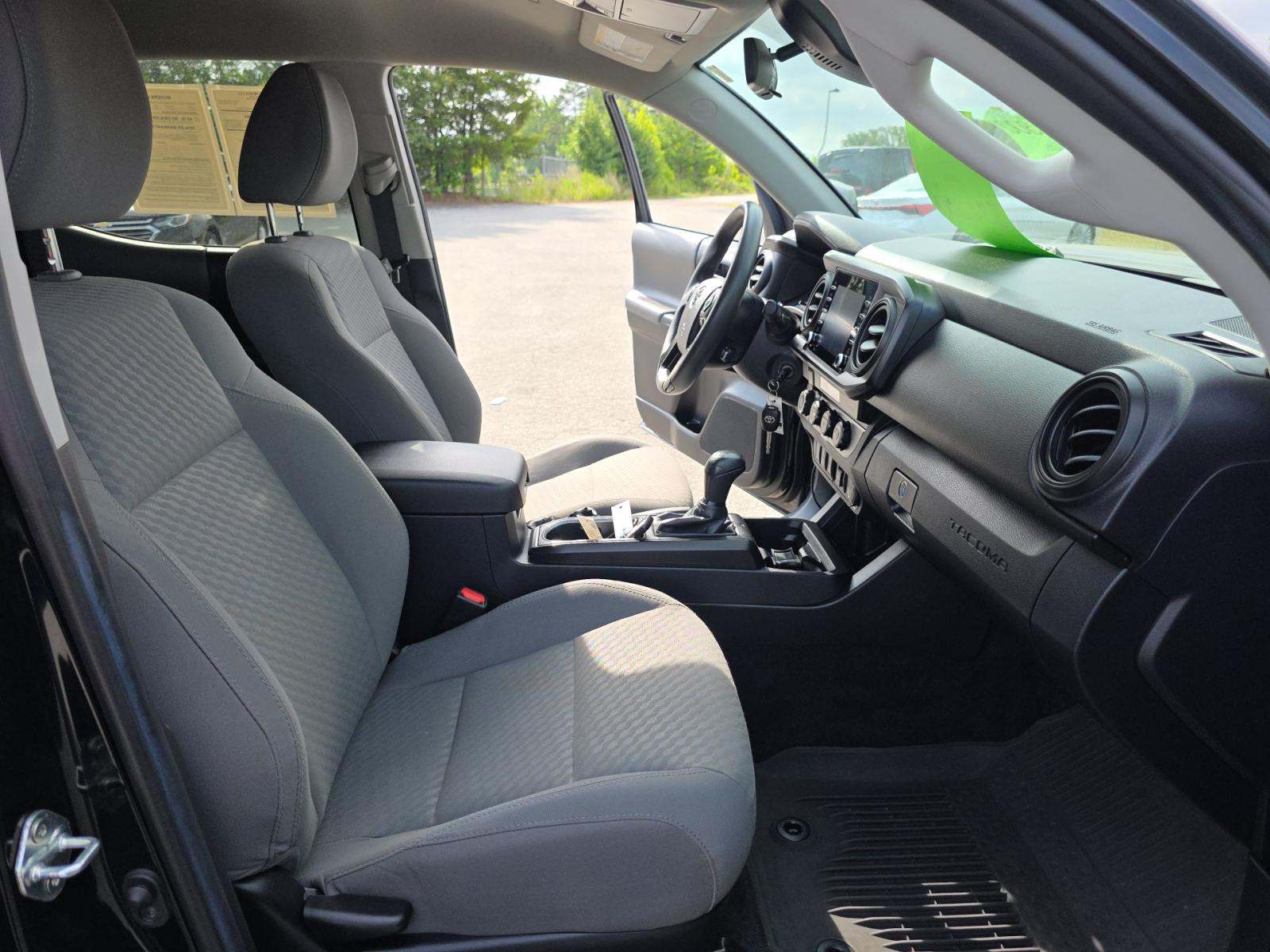 2022 Toyota Tacoma SR AWD