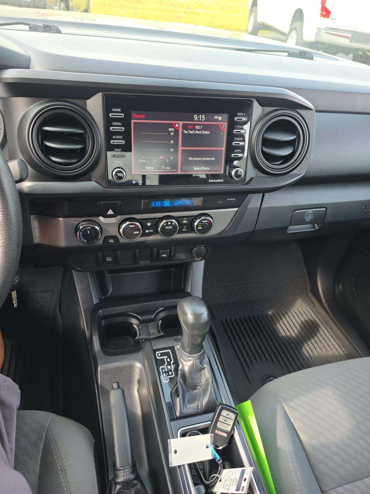 2022 Toyota Tacoma SR AWD