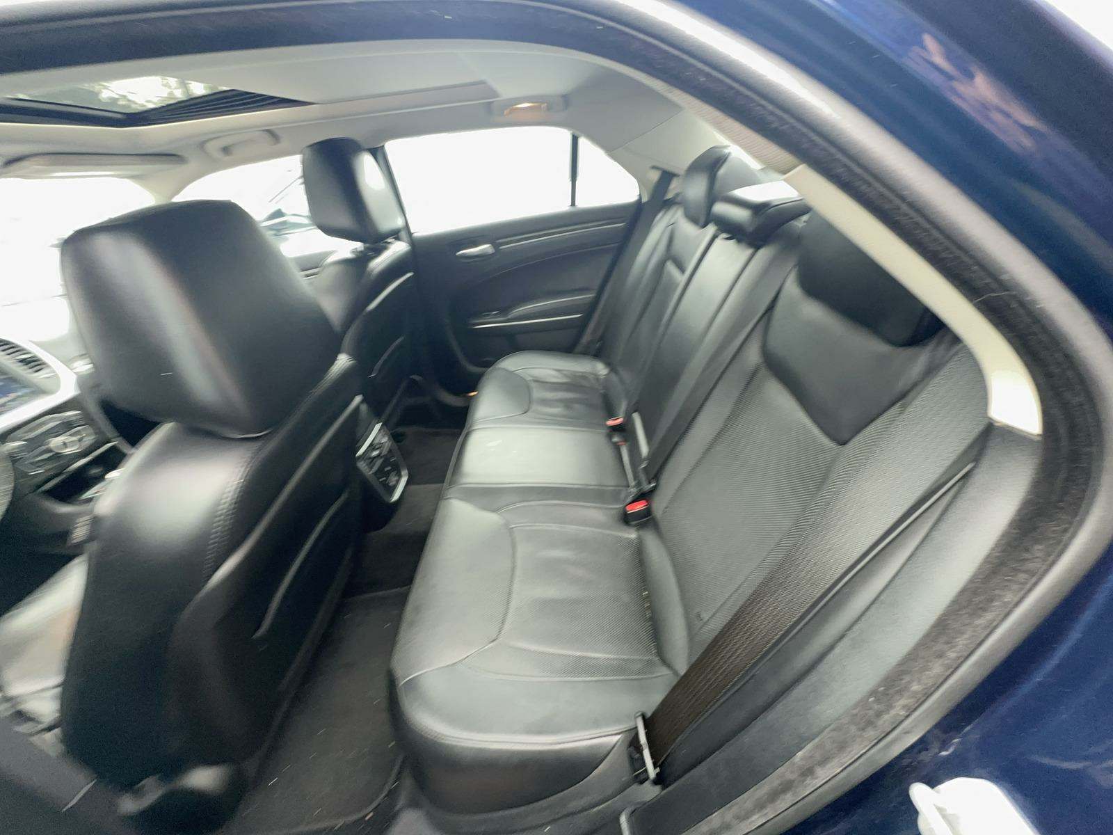 2015 Chrysler 300 300C RWD