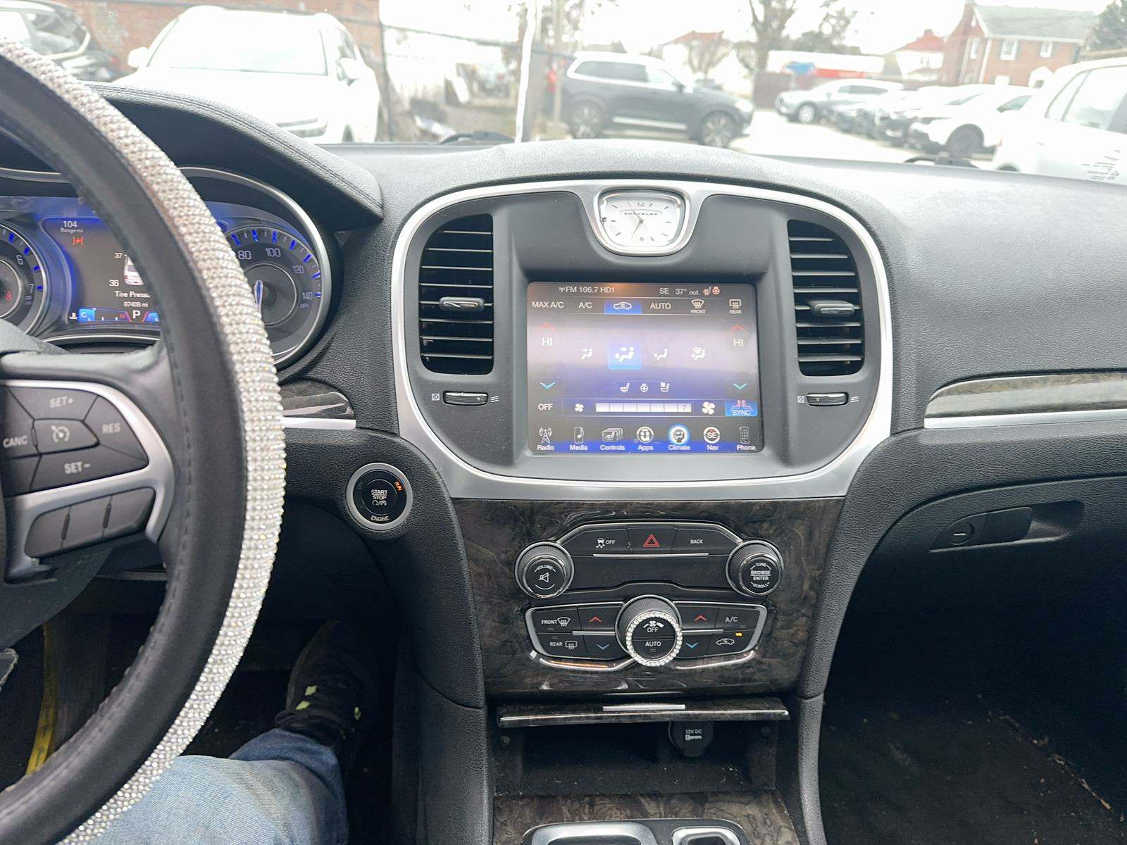 2015 Chrysler 300 300C RWD