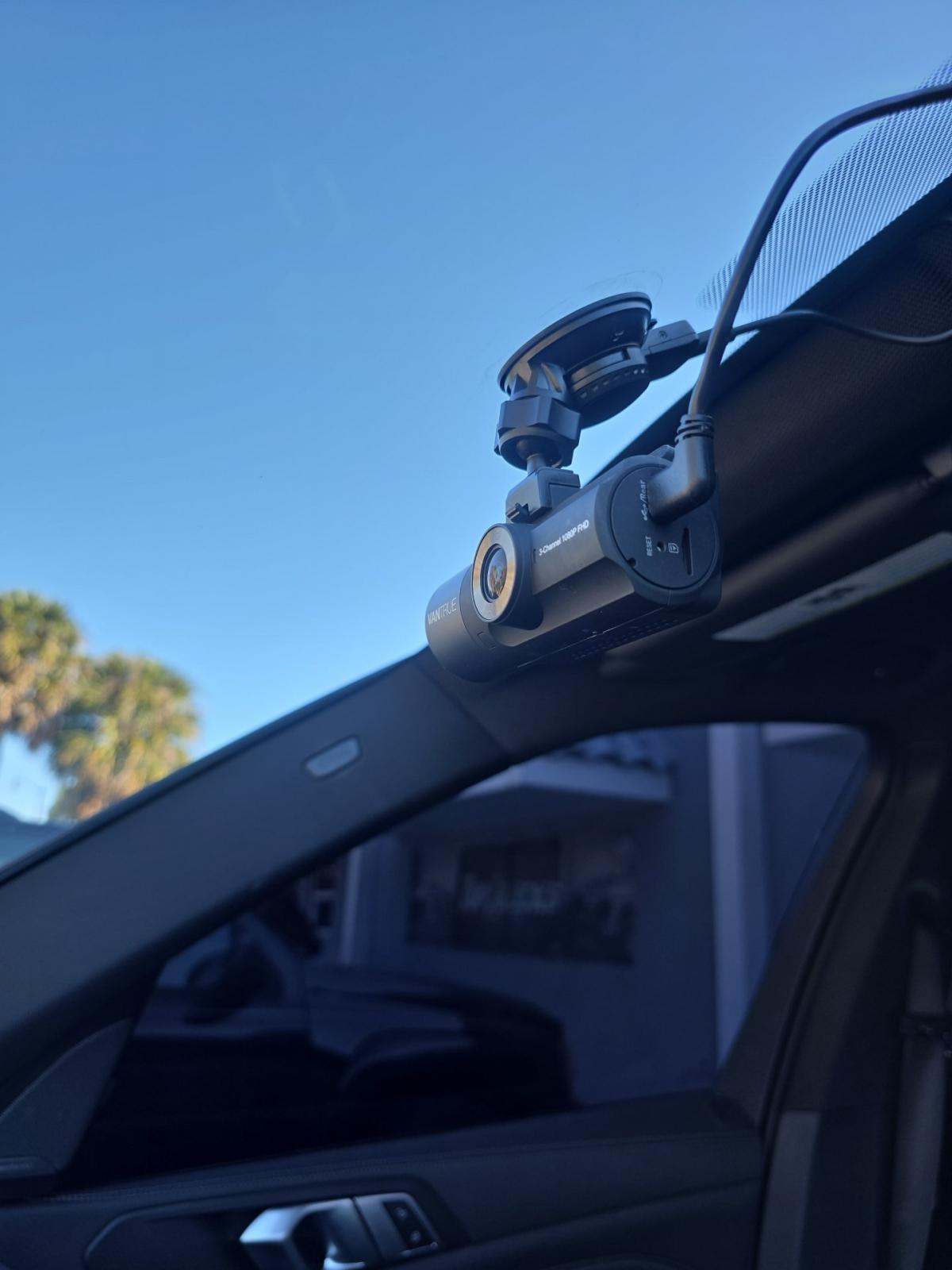 2022 BMW X5 M50i AWD