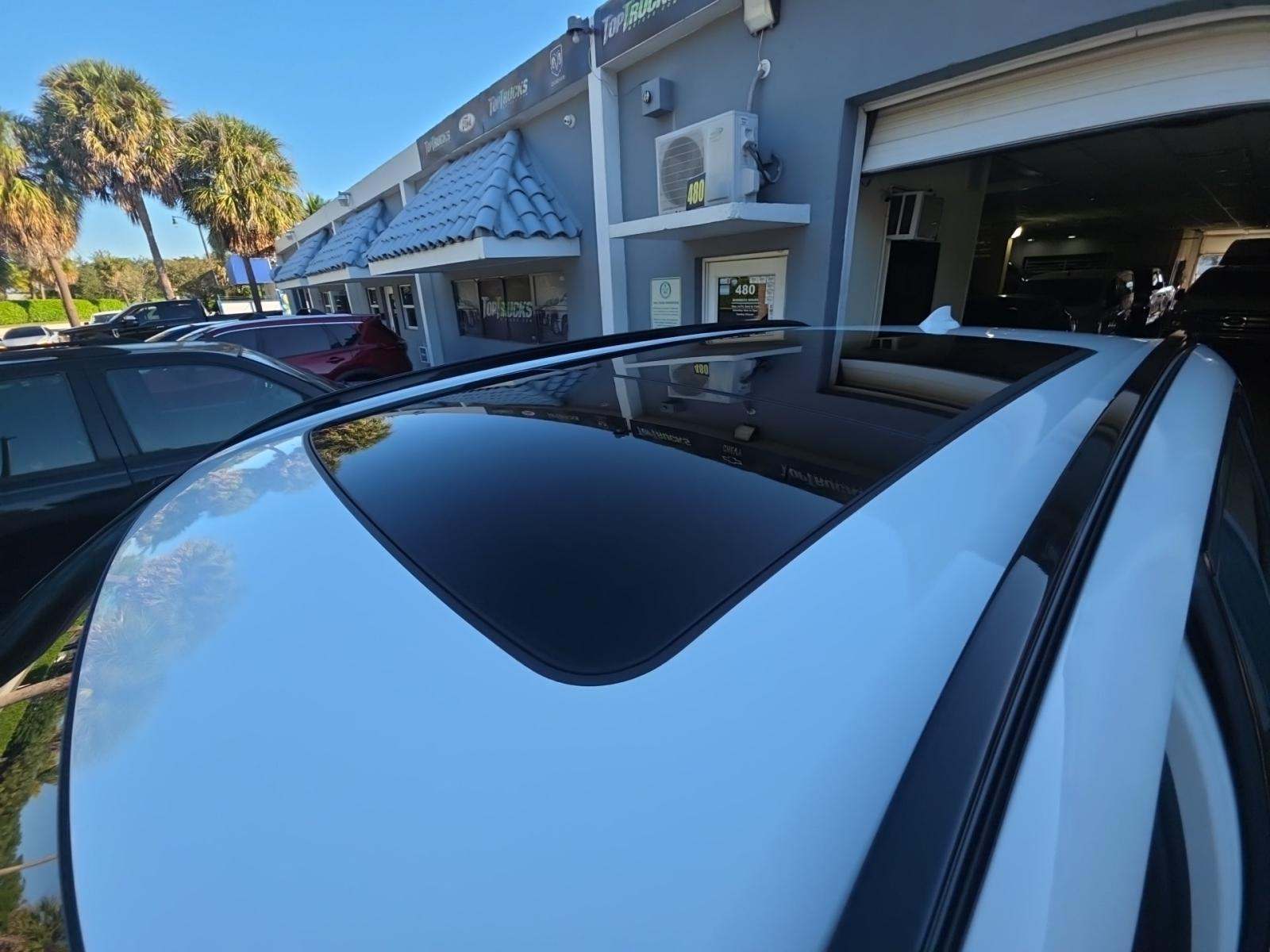 2022 BMW X5 M50i AWD