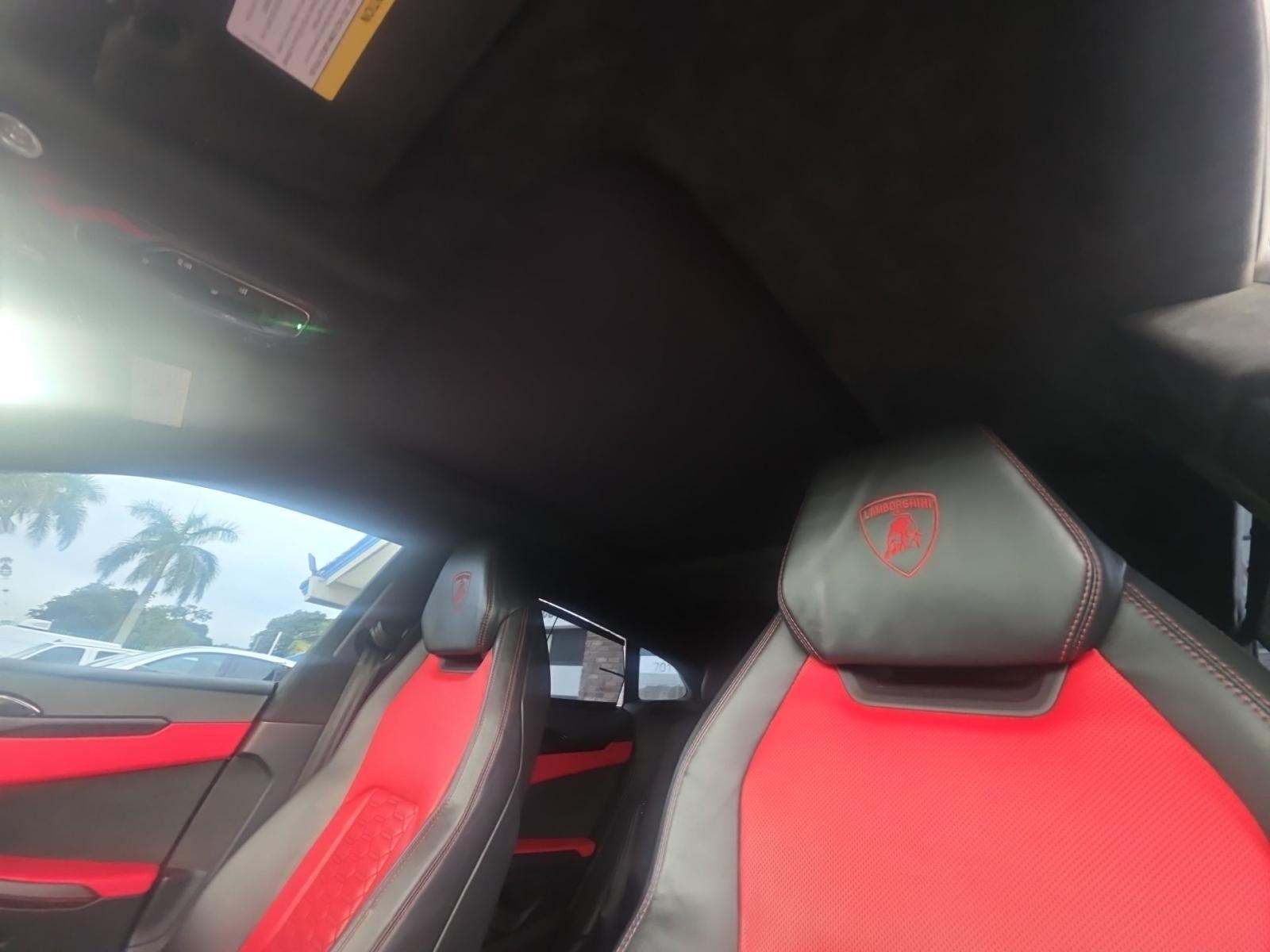 2021 Lamborghini Urus Base AWD