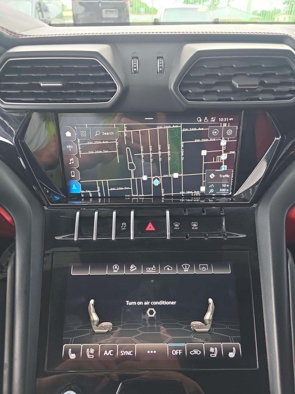 2021 Lamborghini Urus Base AWD