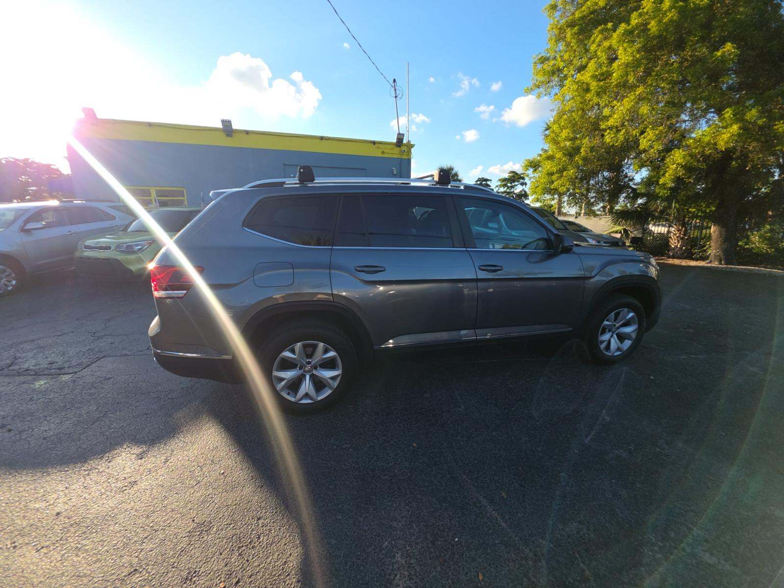 2018 Volkswagen Atlas 3.6L SEL FWD