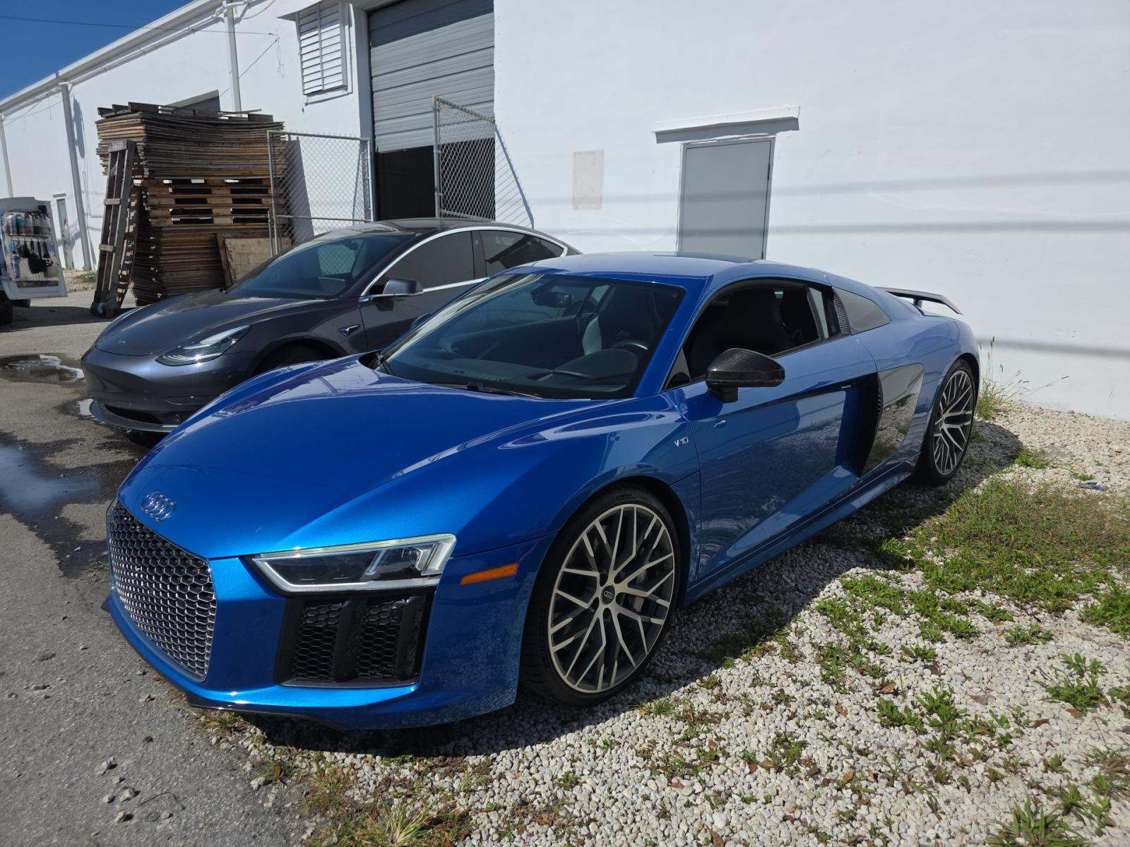 2017 Audi R8 Coupe V10 plus