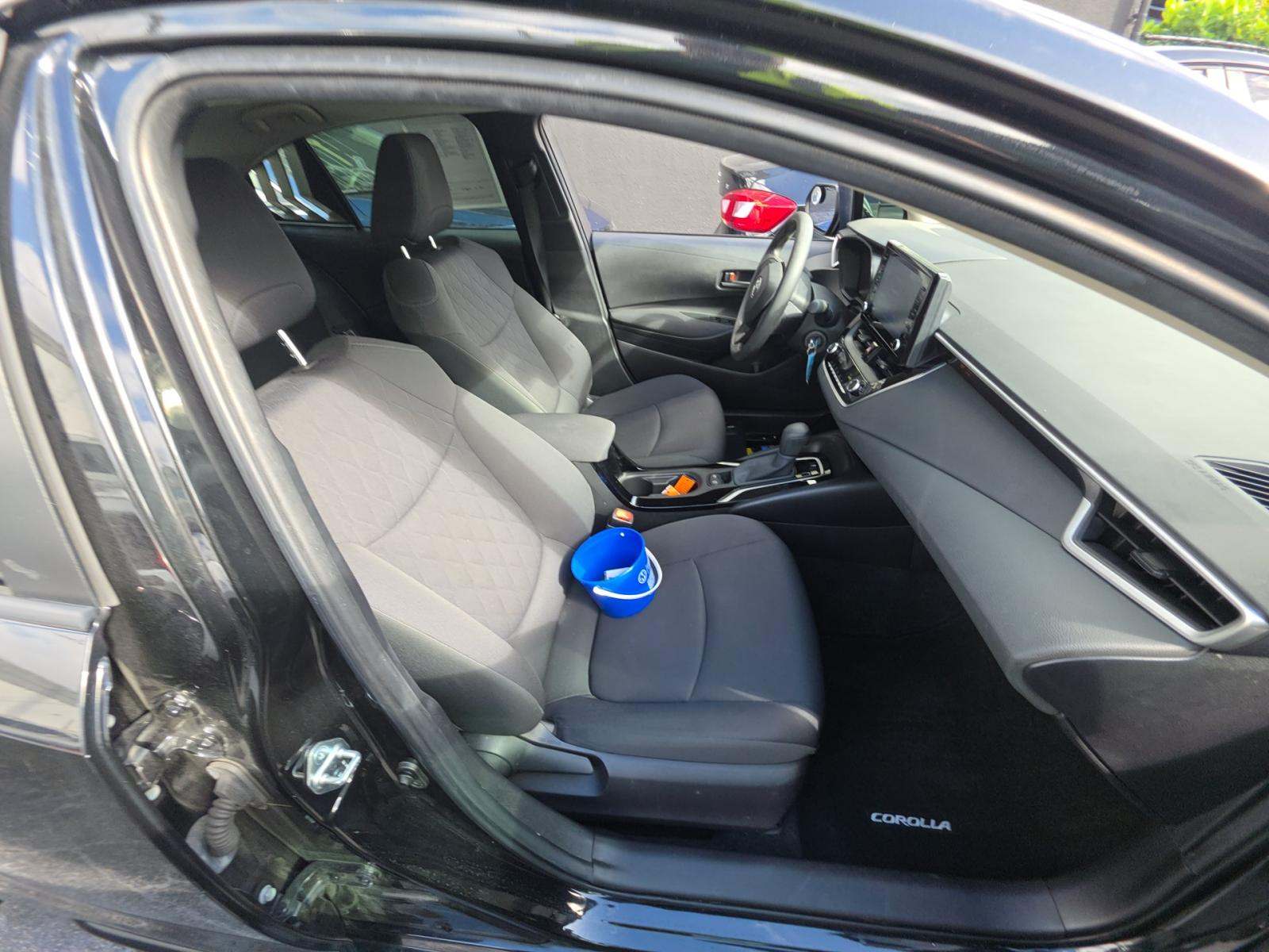 2022 Toyota Corolla LE FWD