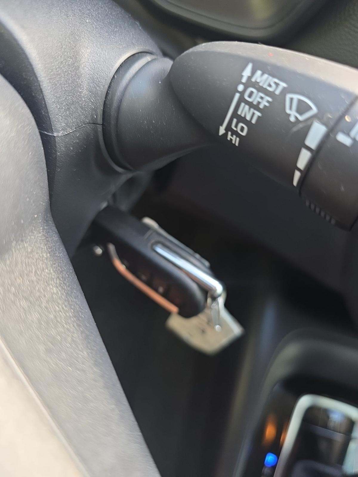 2022 Toyota Corolla LE FWD