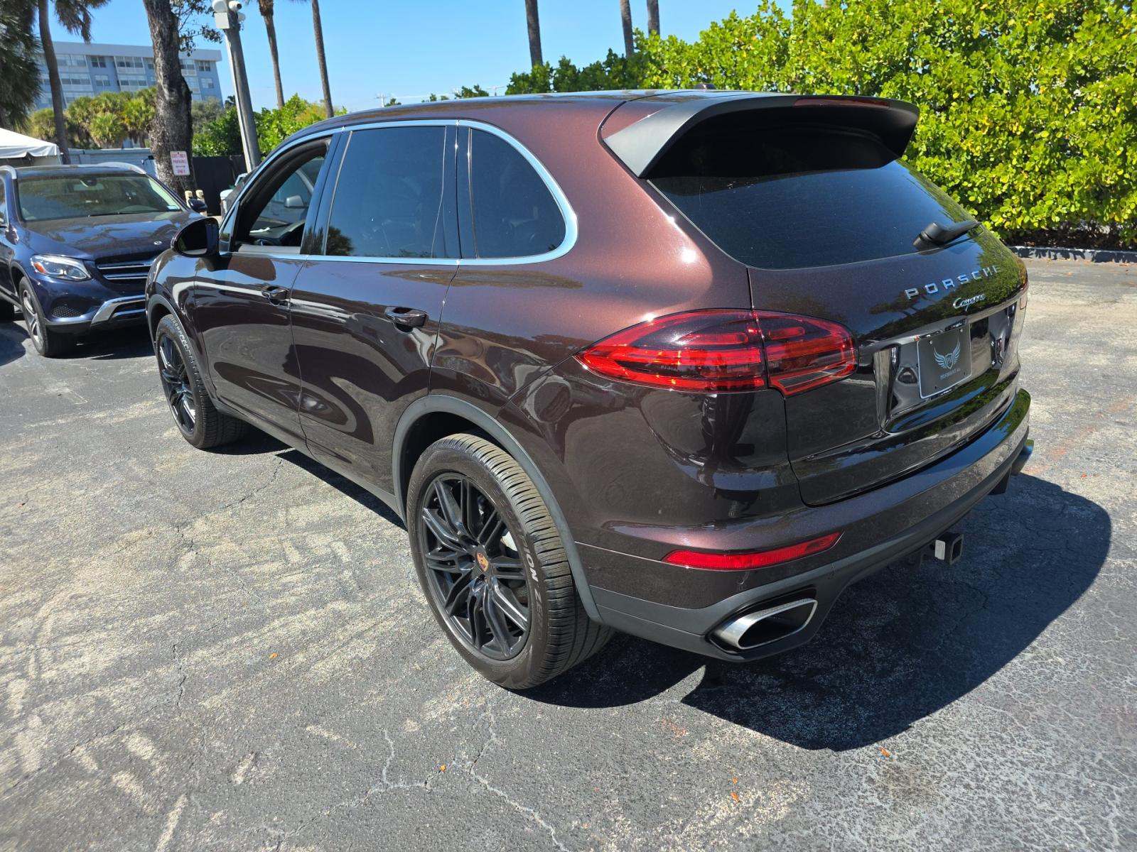 PORSCHE CAYENNE - 2