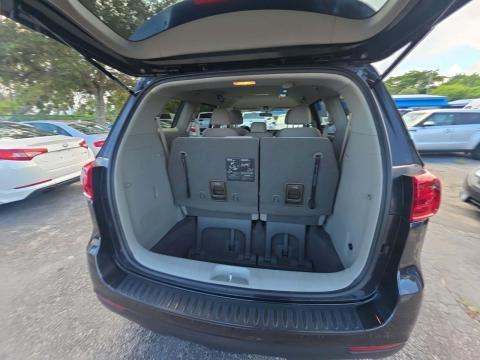 2021 Kia Sedona LX FWD