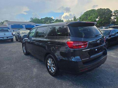 2021 Kia Sedona LX FWD