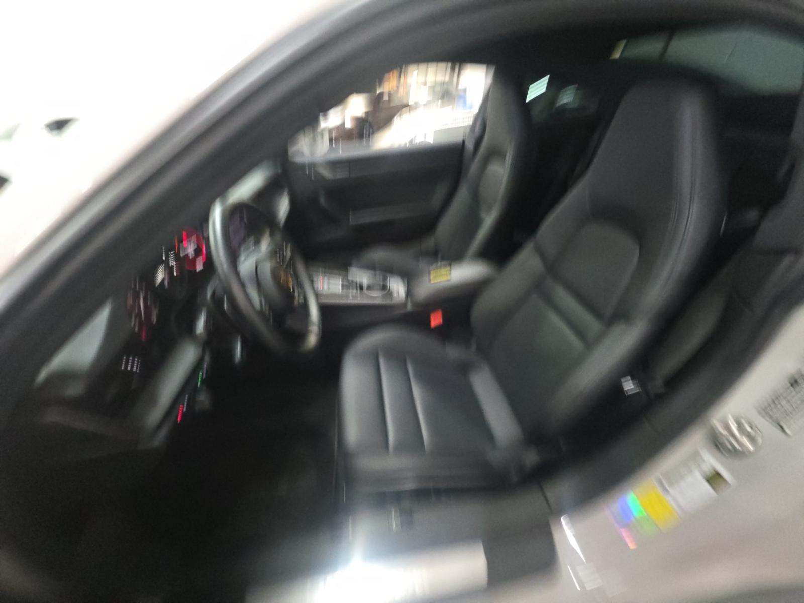 2023 Porsche 911 Carrera RWD