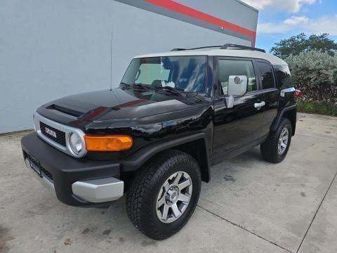 2014 Toyota FJ Cruiser Base AWD