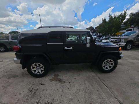 2014 Toyota FJ Cruiser Base AWD