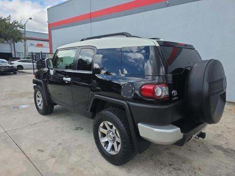 2014 Toyota FJ Cruiser Base AWD