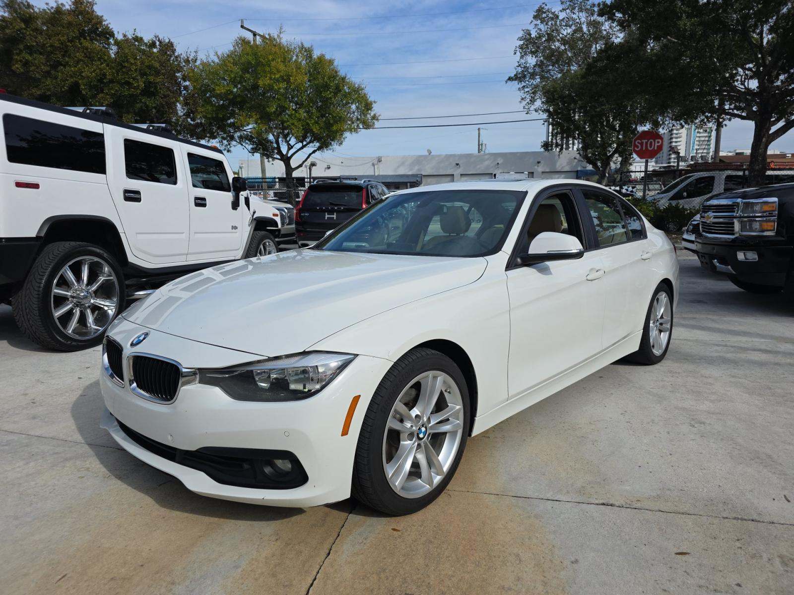 2016 BMW 3 Series Sedan 320i SPORT LINE