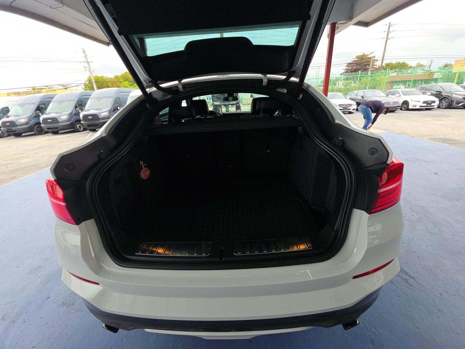 2018 BMW X4 M40i AWD