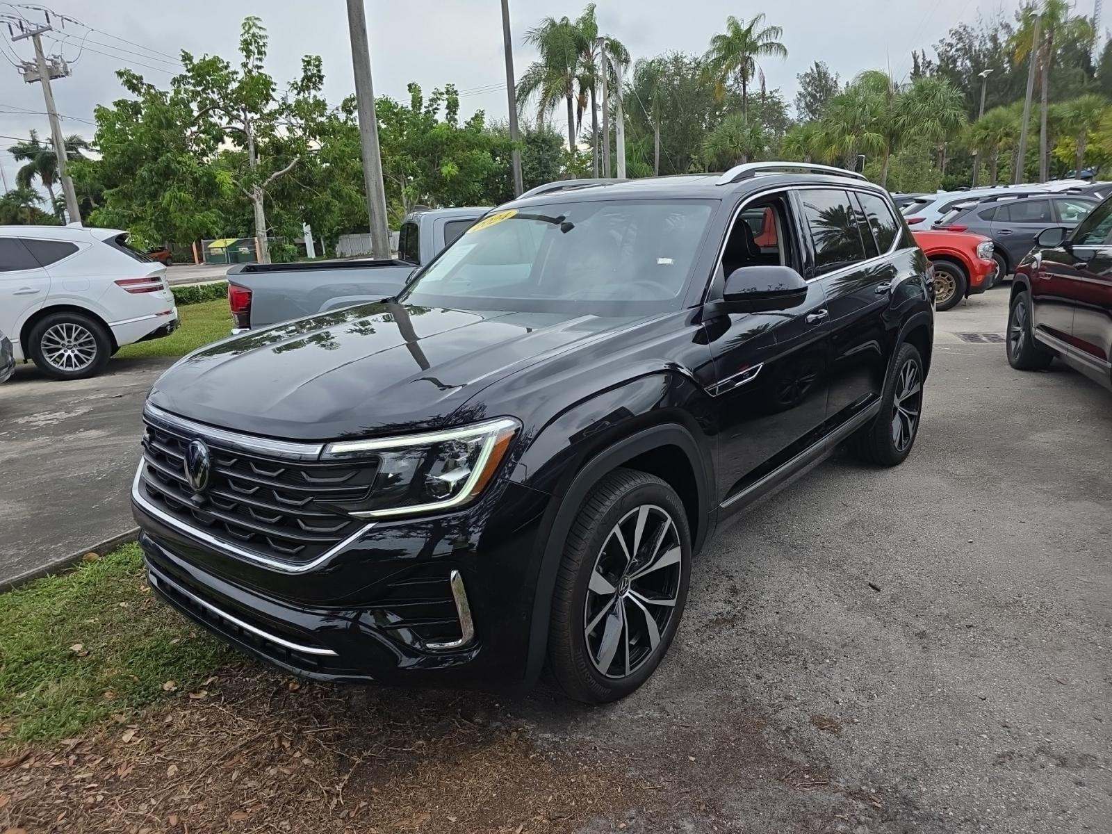 2024 Volkswagen Atlas 2.0T SEL Premium R-Line AWD